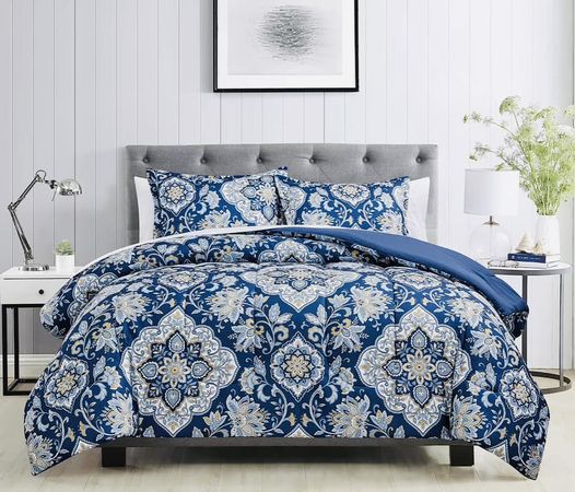 Macy's: Comforter Sets, 3 piece just $19.99 (reg $80)  in all sizes!
